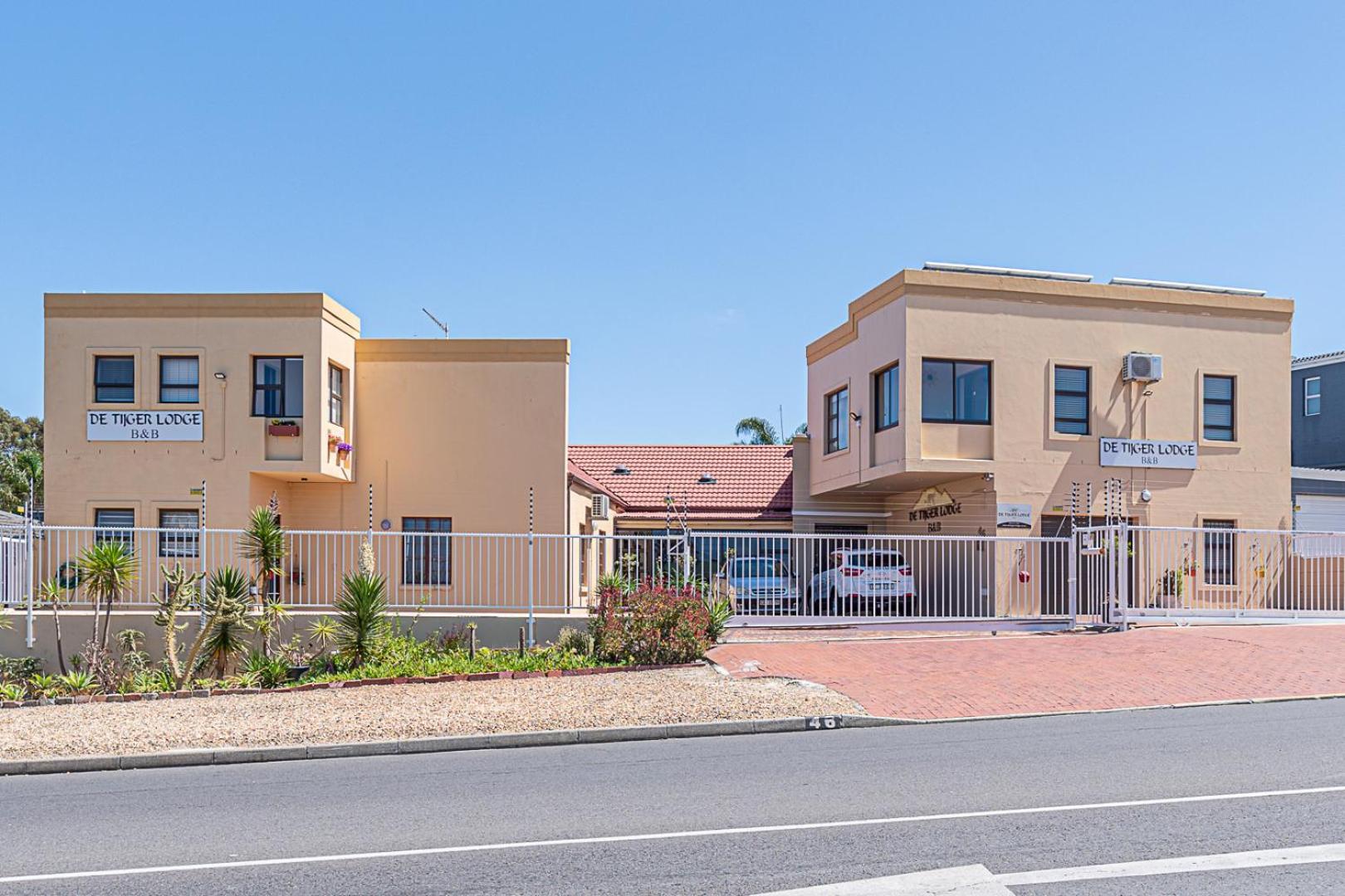 Guesthouse De Tijger Lodge Parow Zewnętrze zdjęcie