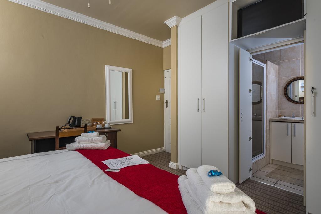 Guesthouse De Tijger Lodge Parow Zewnętrze zdjęcie